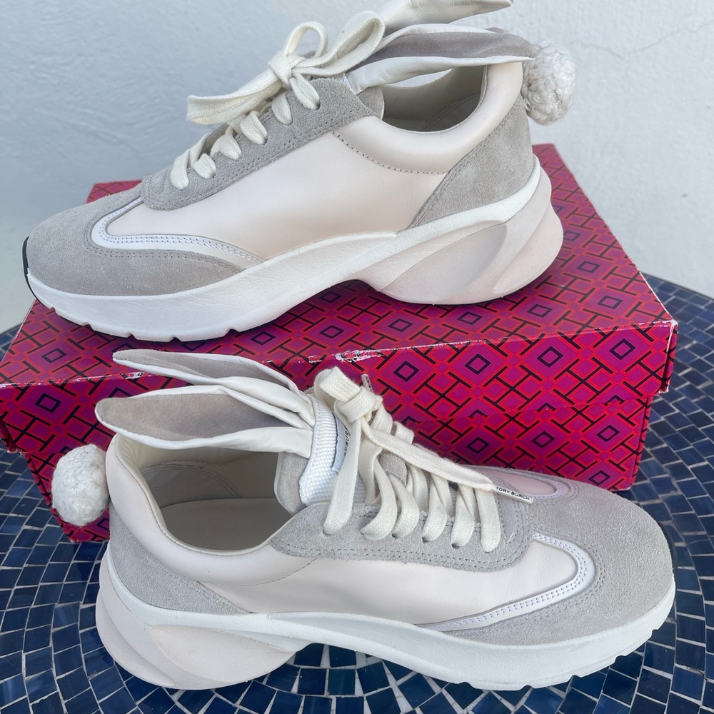 🐰Tory Burch Good Luck Rabbit Plush Trainer Sneakers Cream US 7 NIB - Picture 3 of 8
